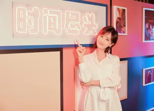 李一桐清新白裙写真图片