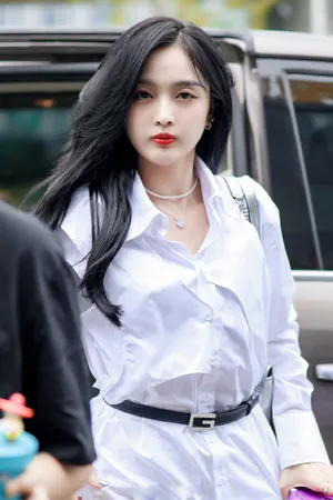 吴宣仪气质性感私服照图片_5