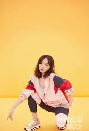 吕小雨甜美俏皮写真图片_2