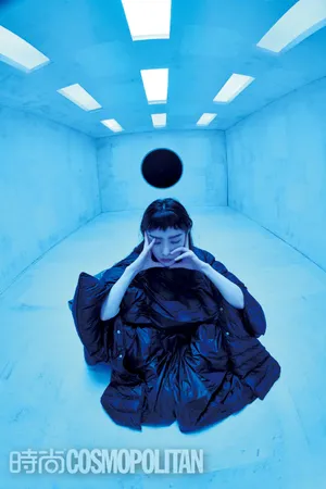 倪妮锯齿刘海性感大片写真图片_2