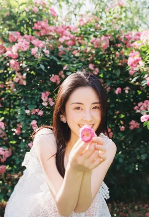 章乐韵清新白裙写真图片_1