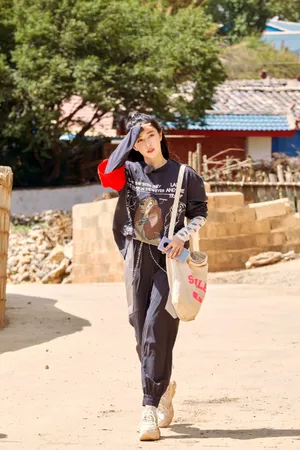 阚清子甜美综艺剧照图片_5