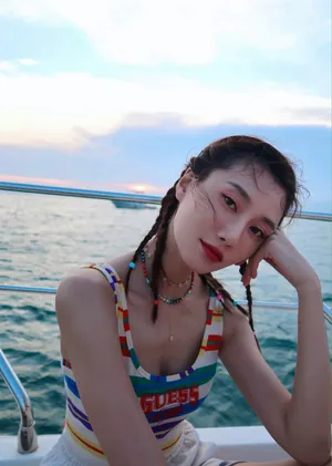李斯羽清爽性感写真图片_3
