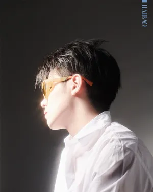 任豪干净清爽帅气写真图片_12