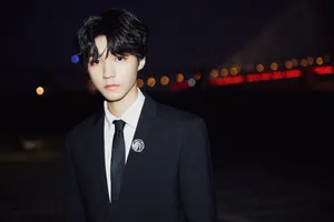 王俊凯帅气有型西装写真图片_5