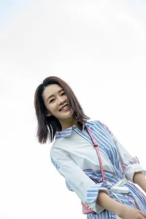 李沁清新文艺户外写真图片_2
