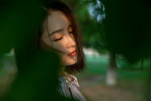李沁清新文艺户外写真图片_4