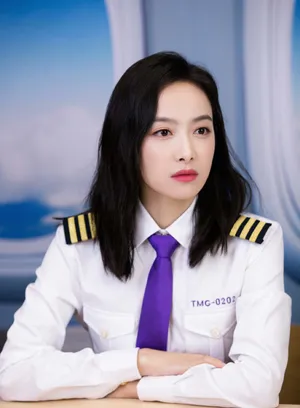 宋茜酷飒制服写真图片_9