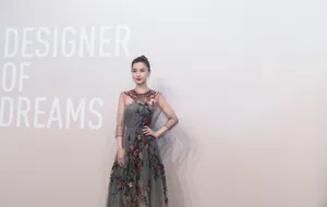angelababy刺绣礼服性感图片_2