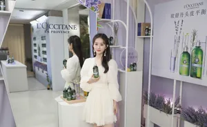 赵丽颖优雅甜美活动图片_3
