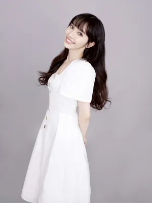 刘一曈白裙小清新养眼写真图片_3