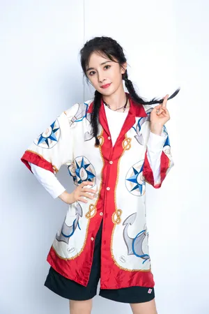 杨幂性感甜美写真图片_4