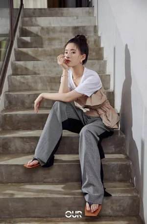赵露思清爽甜美写真图片_2