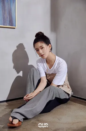 赵露思清爽甜美写真图片_5