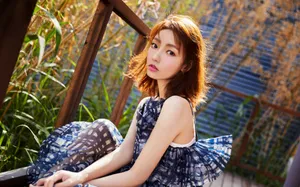 林源蓝色长裙性感写真图片_3
