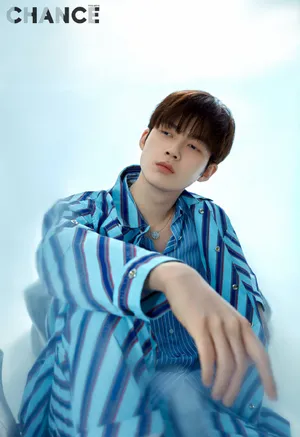 董力清爽帅气写真图片_8