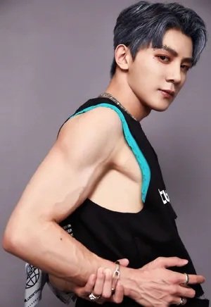 夏之光潮范儿大片写真图片_2