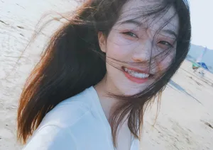 穆乐恩清新甜美旅拍图片_4