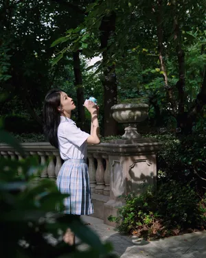 白鹿清纯可爱制服写真图片_6