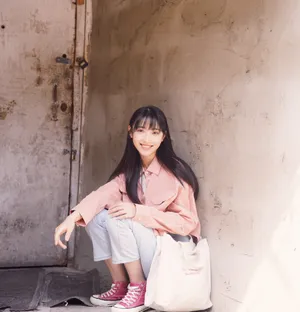 许梦圆甜美生活照图片_2