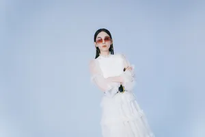 古力娜扎薄纱白裙性感写真图片_4