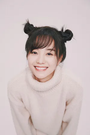 胡意旋甜美可爱写真图片_3