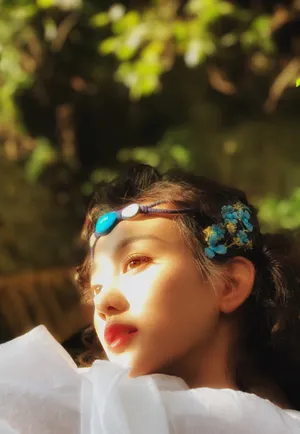 胡意旋唯美仙气写真图片_2