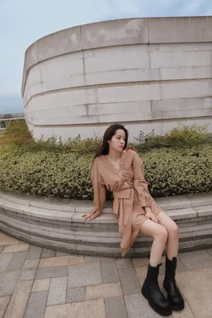 欧阳娜娜潇洒性感写真图片_4