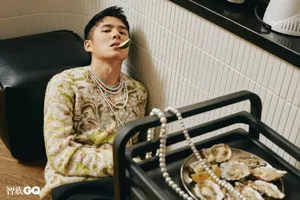 刘昊然最新时尚帅气写真大片_6