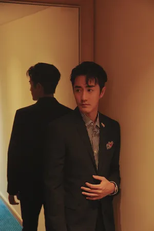 杨玏帅气有型写真图片第3张