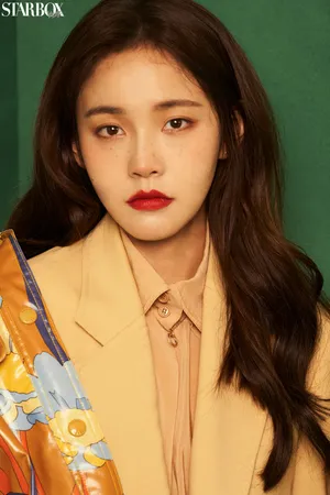 张佳宁小雀斑妆写真图片_6