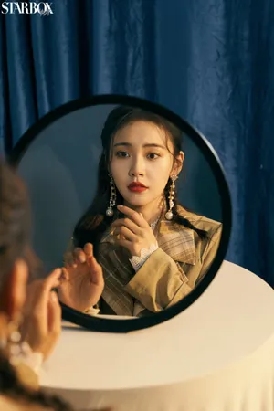 张佳宁小雀斑妆写真图片_7