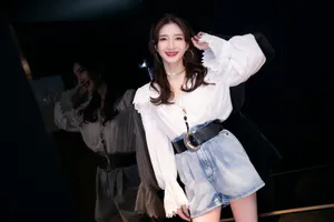 江疏影牛仔短裤性感写真图片_3
