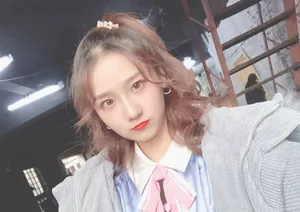 刘力菲清新甜美自拍图片