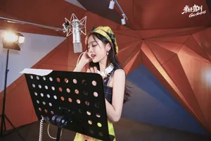 吴宣仪甜美录音室写真图片_2