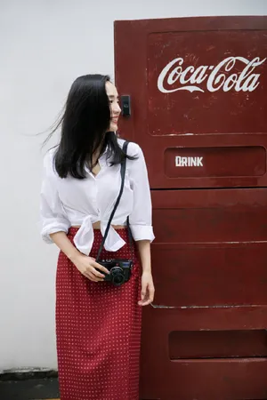 王智复古波点裙气质写真图片_2