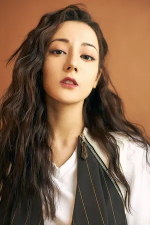 迪丽热巴复古摩登写真图片_2