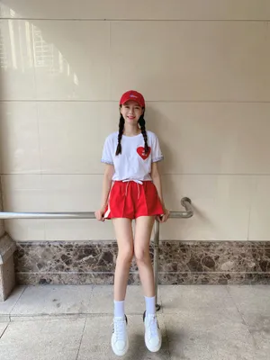 沈梦辰小红帽可爱写真图片_5