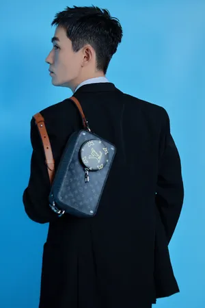朱一龙LV春夏21男装秀帅气图片_6