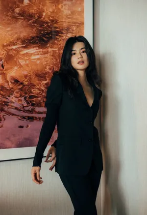 李蔓瑄黑色西装写真图片第8张