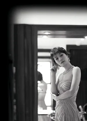 马伊琍温婉如玉气质性感写真