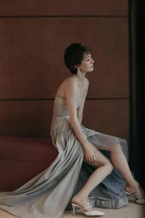 马伊琍温婉如玉气质性感写真_6