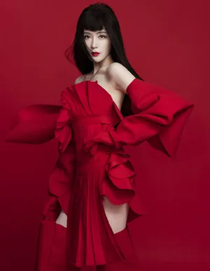 汤晶媚性感红裙写真图片第4张