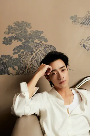 郑云龙夏日清爽帅气写真图片_7