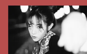 田曦薇双丸子头黑白酷美写真图片_4