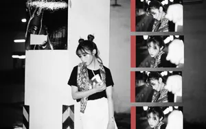 田曦薇双丸子头黑白酷美写真图片_8