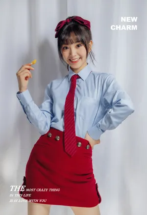 田曦薇短裙蝴蝶结少女感写真图片_6