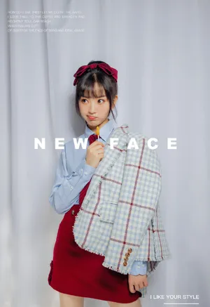 田曦薇短裙蝴蝶结少女感写真图片_9