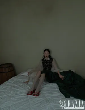 蒋梦婕优雅复古写真图片_2