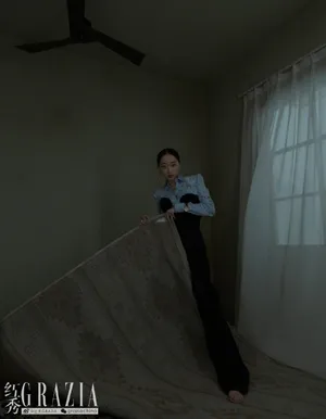 蒋梦婕优雅复古写真图片_3